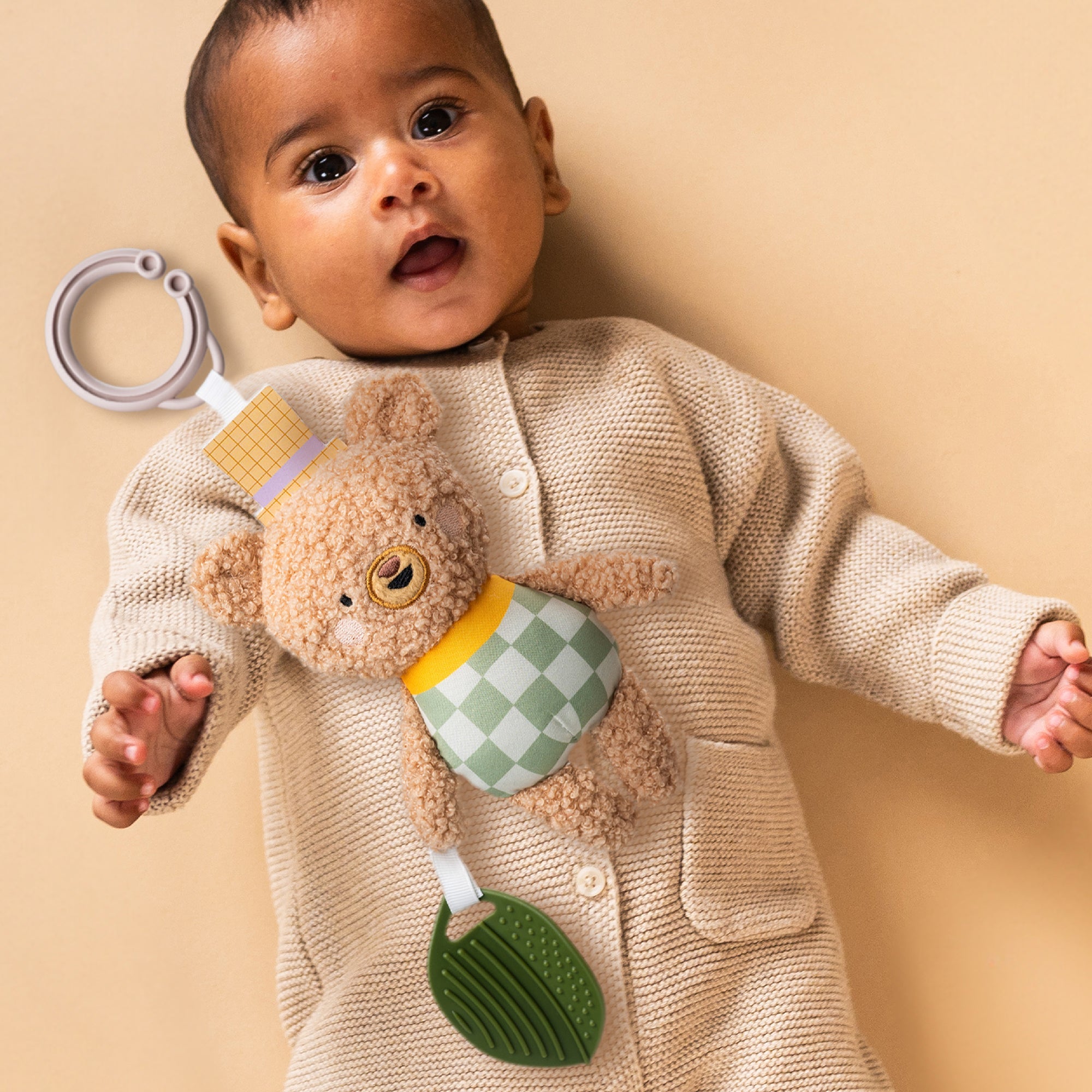 Peluche de actividad con Brendon