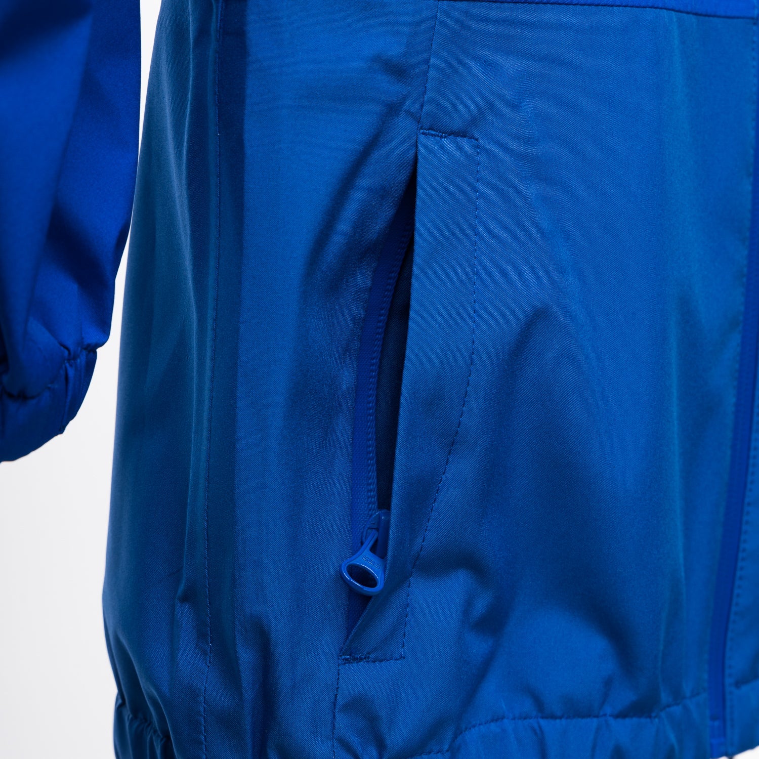 Chaqueta impermeable Roda 2026