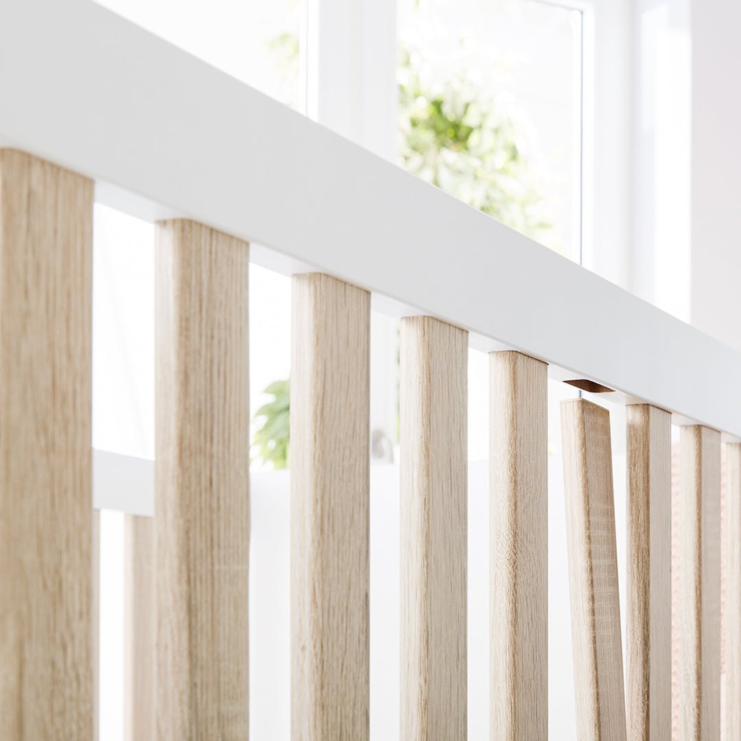 Cuna de madera LUMI 140x70 cm (inc. Colchón) Pinolino - Pinolino-MiniNuts expertos en coches y sillas de auto para bebé